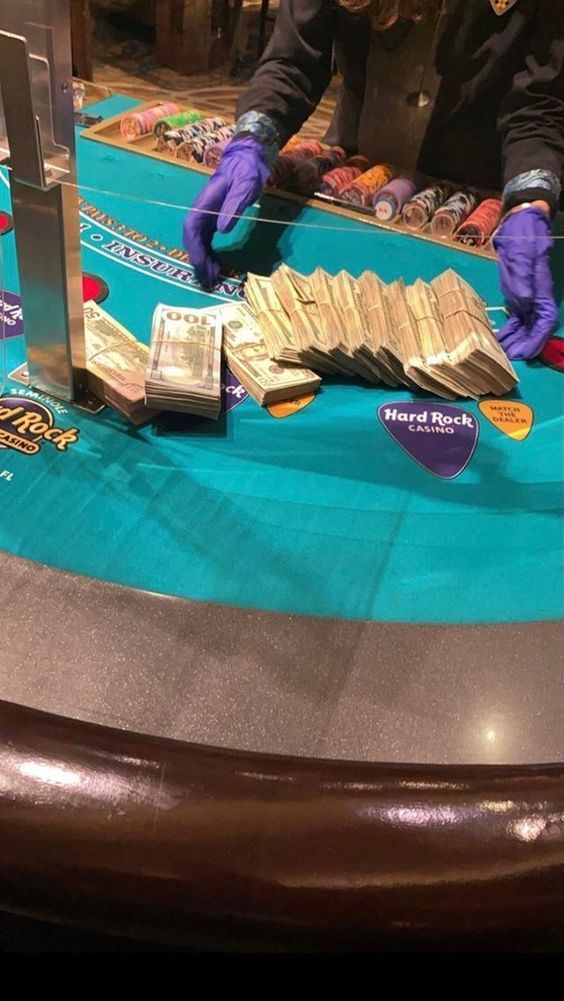 پاکستان کے Luckyland Slots کھلاڑیوں کے لیےجیک پاٹ گیم